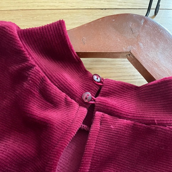 Tabitha ruffled top (Hutch) - Picture 2 of 6